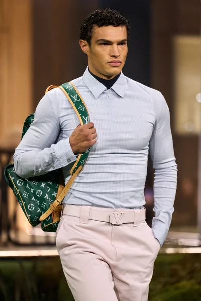 Look 31